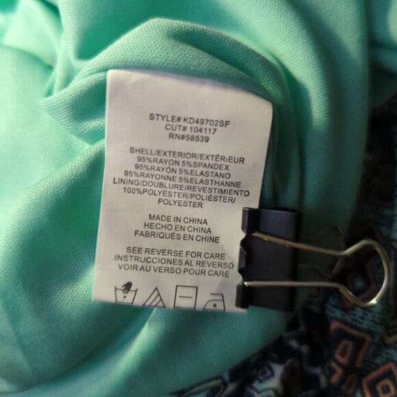 Kut From The Kloth Dress Woman's 4 Dorsey Ruched Knit V-Neck Green Bodycon Knee - Picture 9 of 13